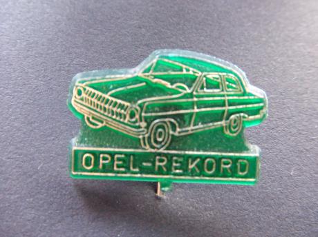 Opel Record groen oldtimer